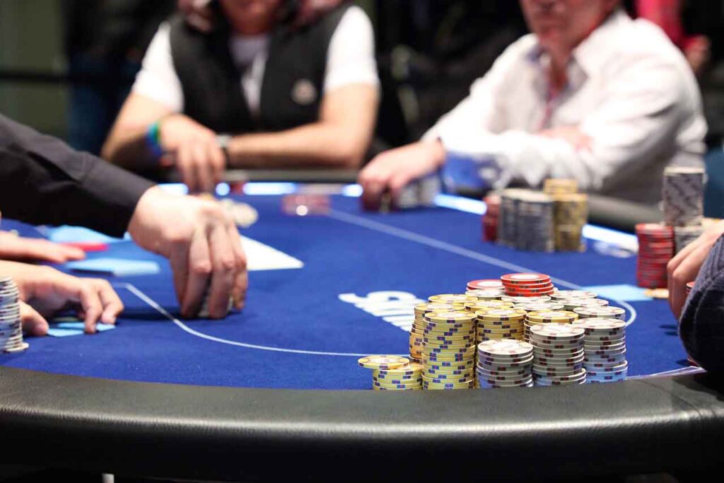 Deep stack straddles