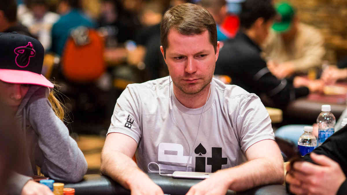 The Optimal Small Blind Strategy When Facing A Raise